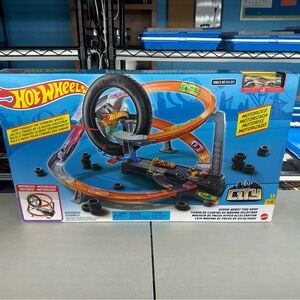 Motorized Track Set - Orange and Black